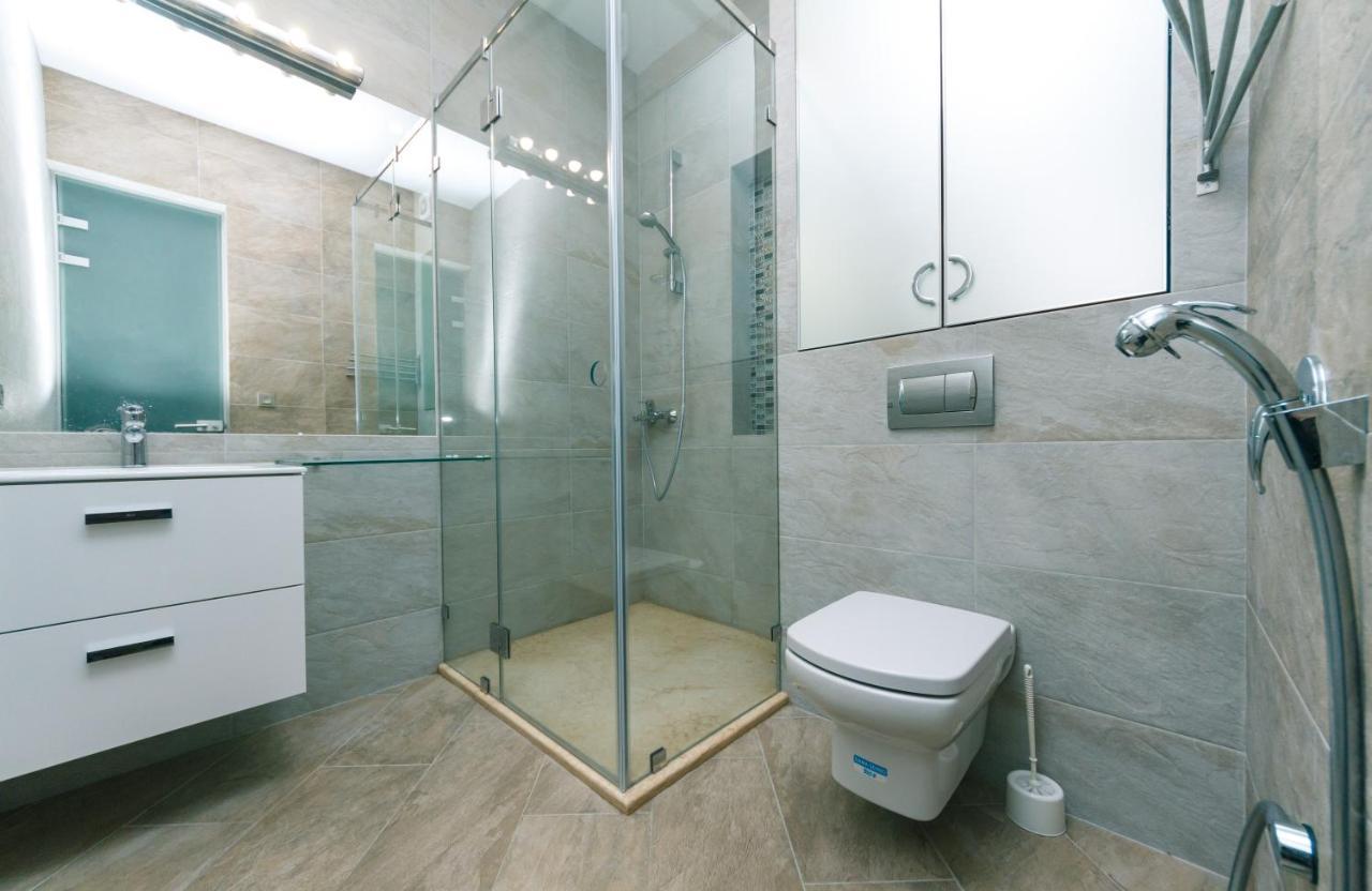 Hotrent City Deluxe Kiev Luaran gambar
